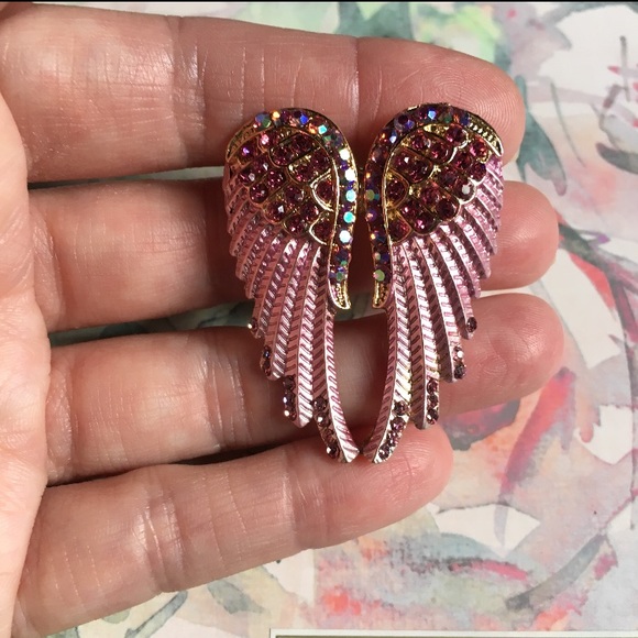 💜Host Pick💜New! Angel Wings Brooch - Picture 4 of 5